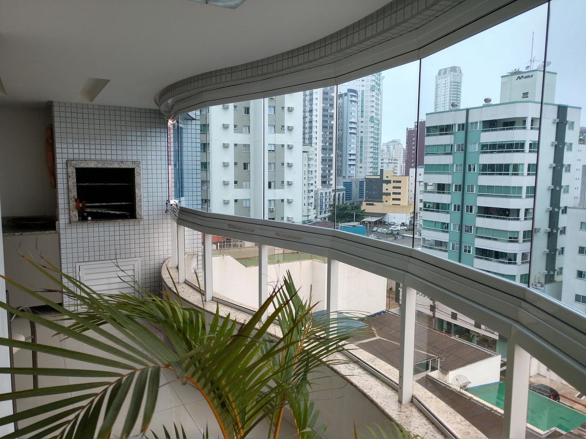 Edificio Dalpiaz Apartment Balneario Camboriu Bagian luar foto